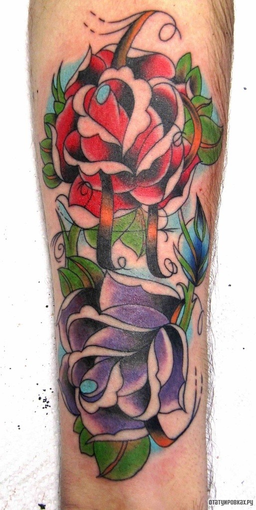 Фотография татуировки под названием «Два ярких красивых цветка»