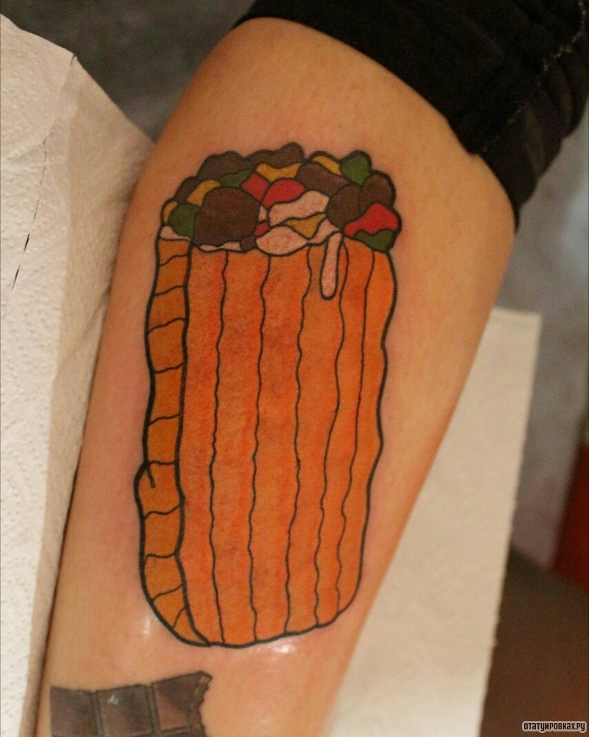 Фотография татуировки под названием «Сладости, пирожное»