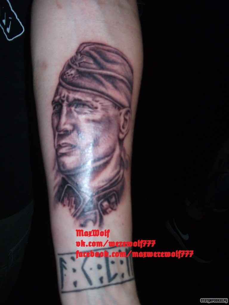 Фотография татуировки под названием «Фашист»