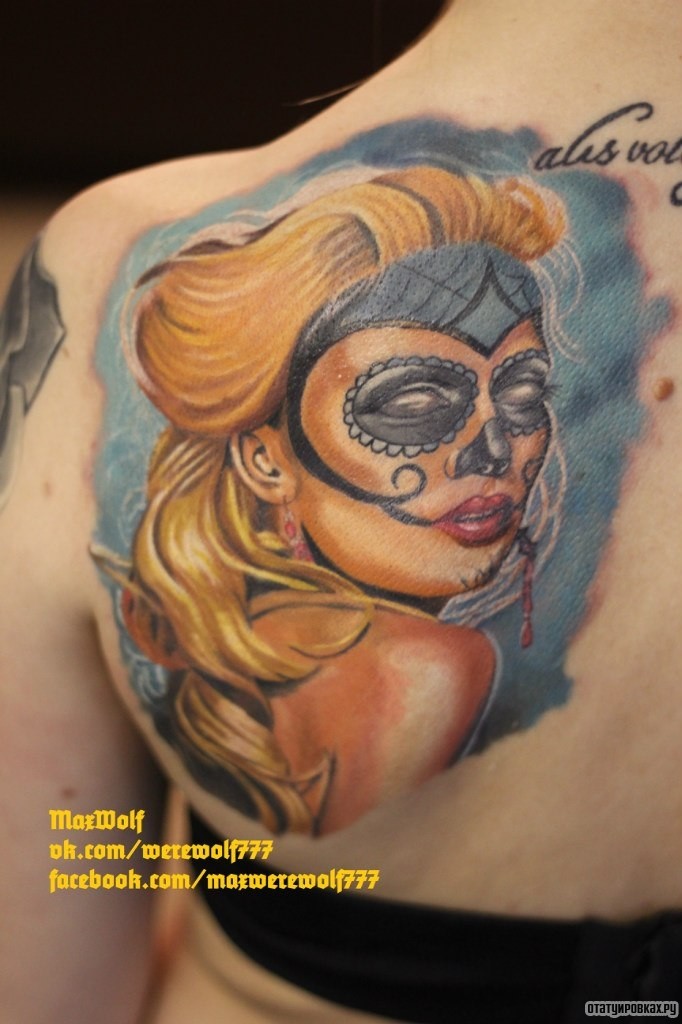 Фотография татуировки под названием «Девушка чикано»