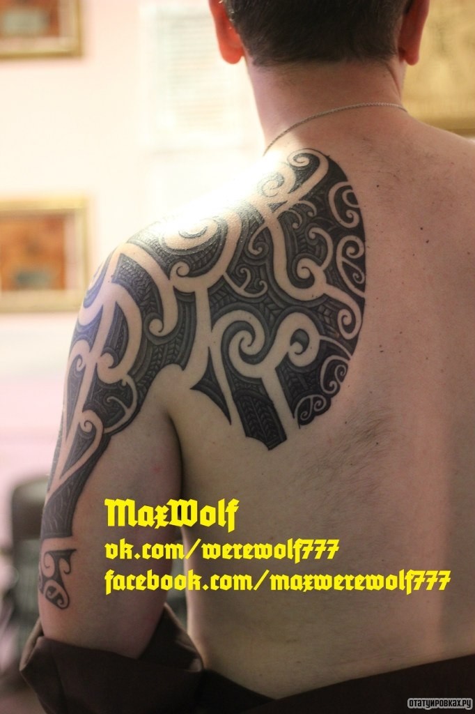 Фотография татуировки под названием «Узор в большом формате»