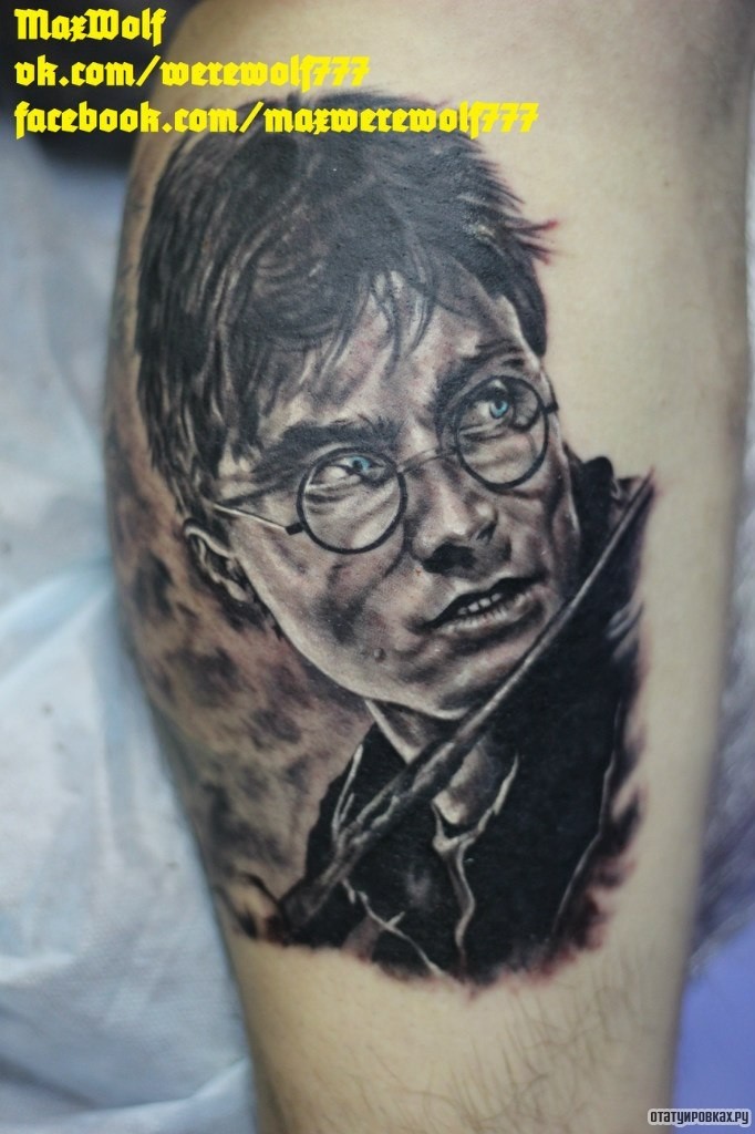Фотография татуировки под названием «Гарри поттер»