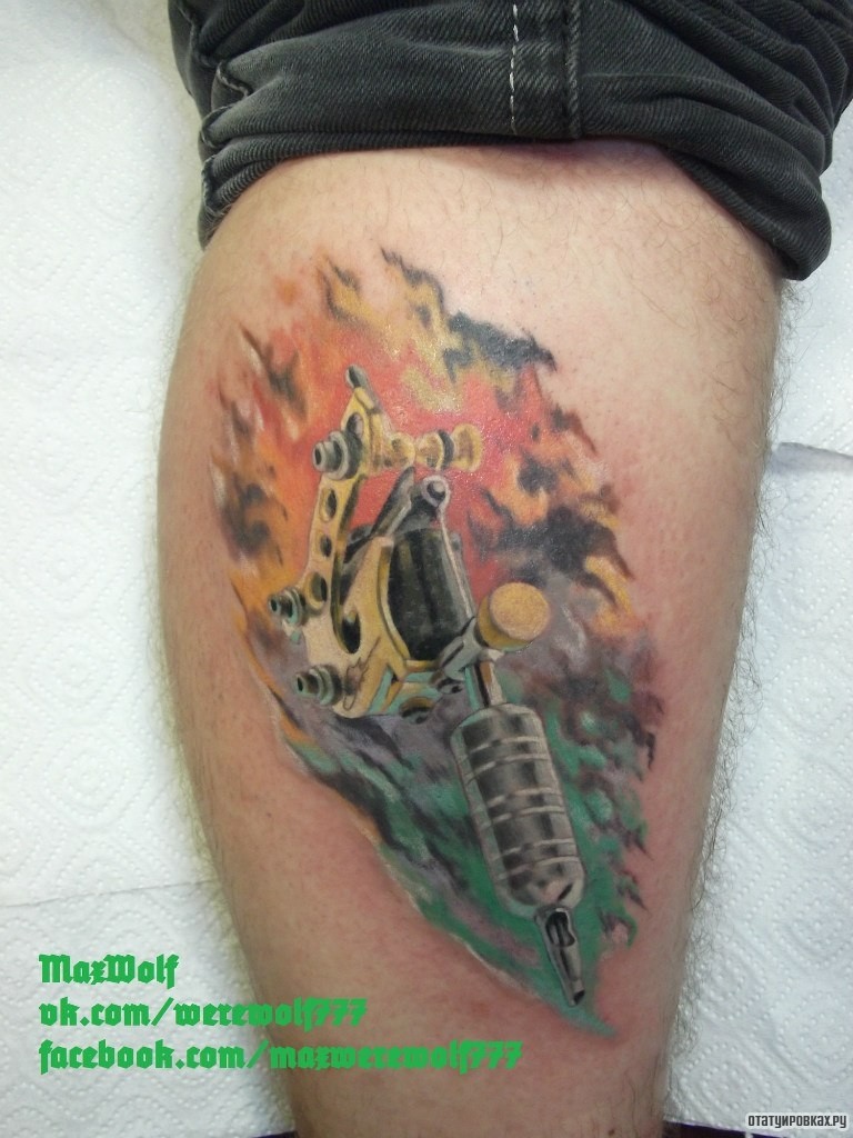 Фотография татуировки под названием «Тату машинка»