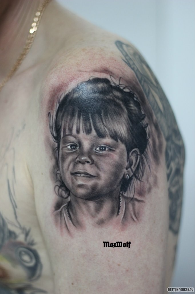 Фотография татуировки под названием «Девочка портрет дочки»