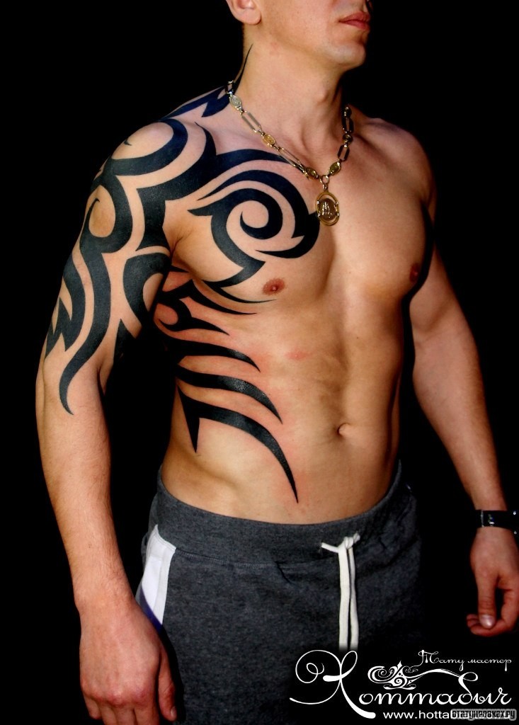 Фотография татуировки под названием «Трайбл тату»