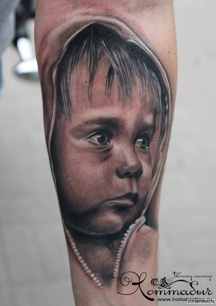 Фотография татуировки под названием «Портрет ребенка»