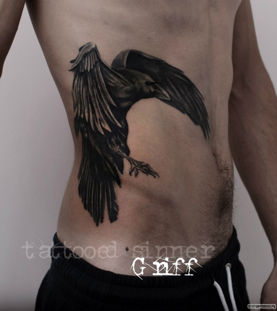 Фотография татуировки под названием «Черный ворон»