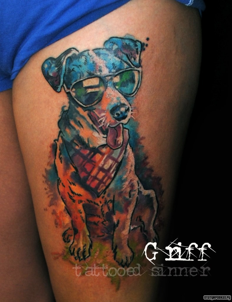 Фотография татуировки под названием «Собачка в очках, акварель»