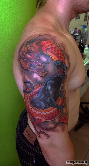 Фотография татуировки под названием «Дракон и пантера японская тату»