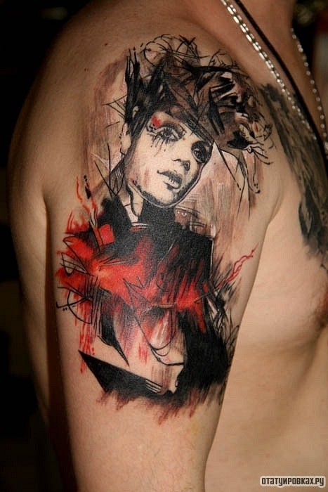 Фотография татуировки под названием «Женщина с черными волосами»