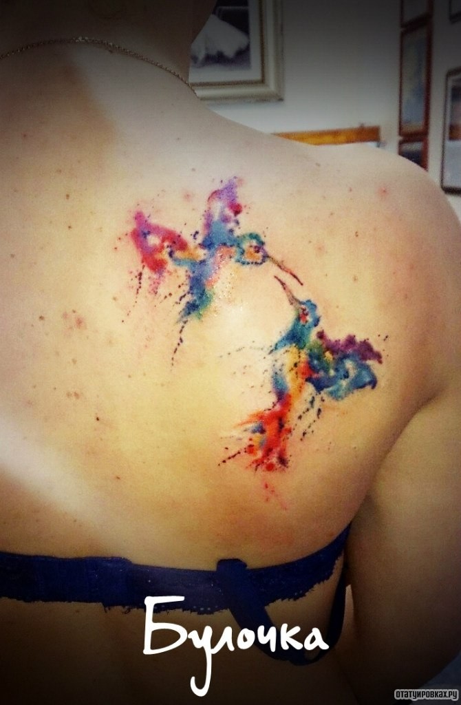 Фотография татуировки под названием «Две колибри акварель»