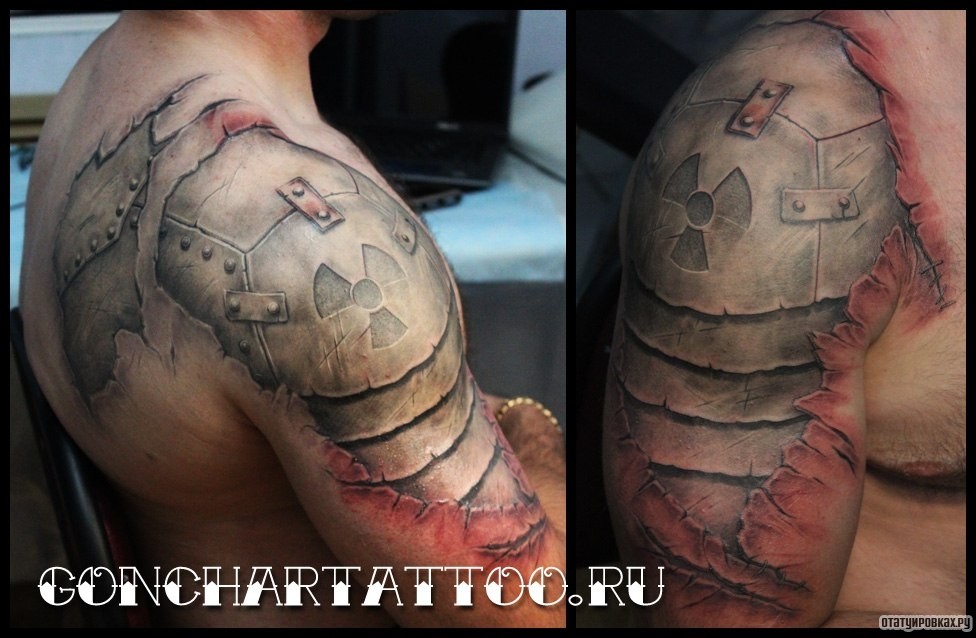 Фотография татуировки под названием «Радиоактивные латы»