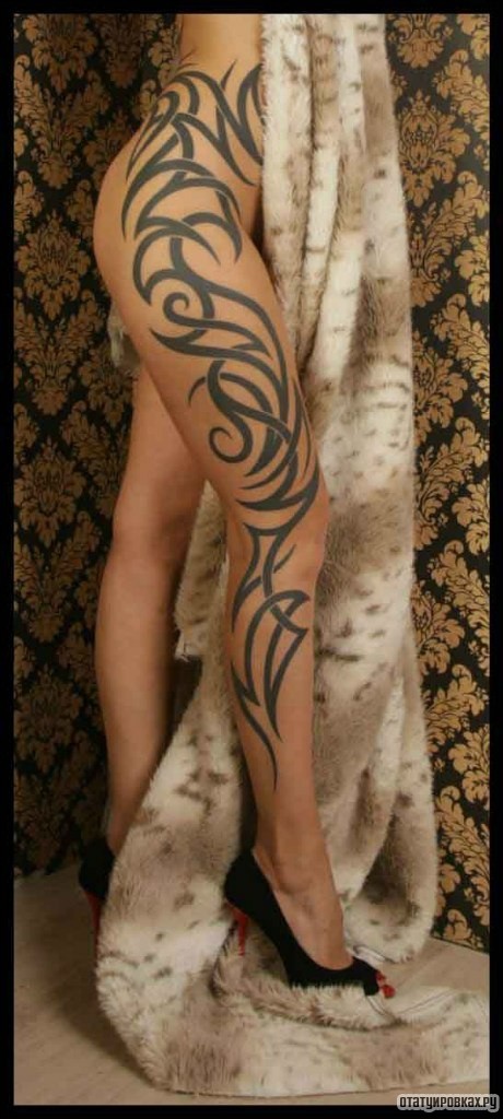Фотография татуировки под названием «Трейбл узоры по телу»