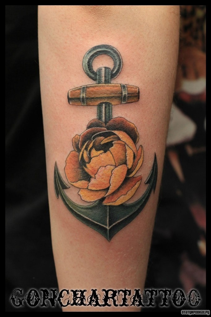Фотография татуировки под названием «Пион и якорь»