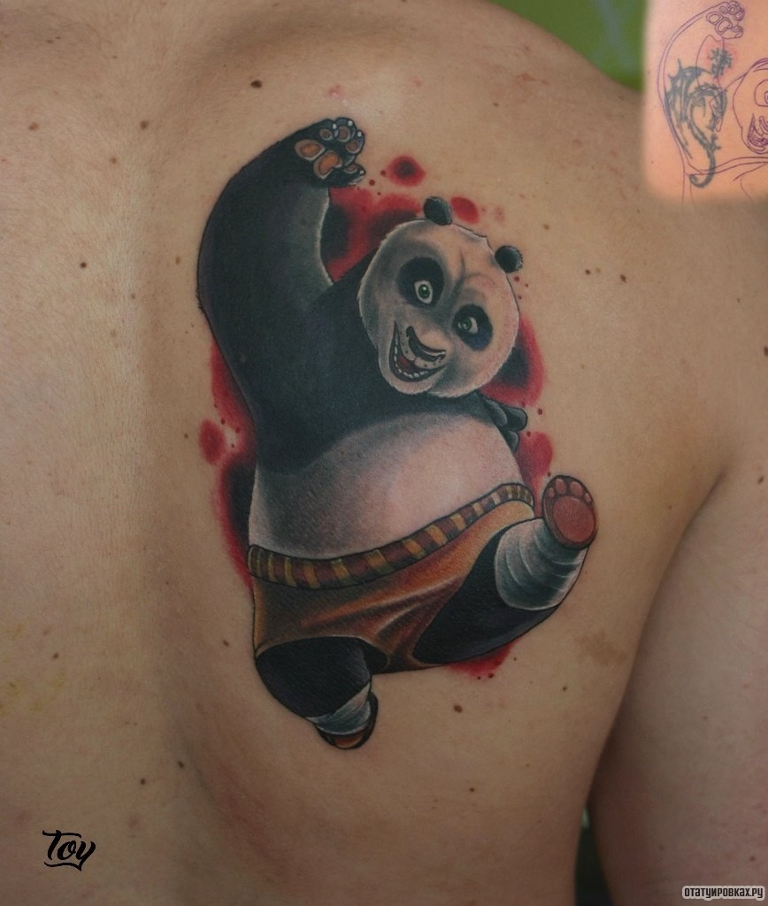 Фотография татуировки под названием «Панда из мультика»