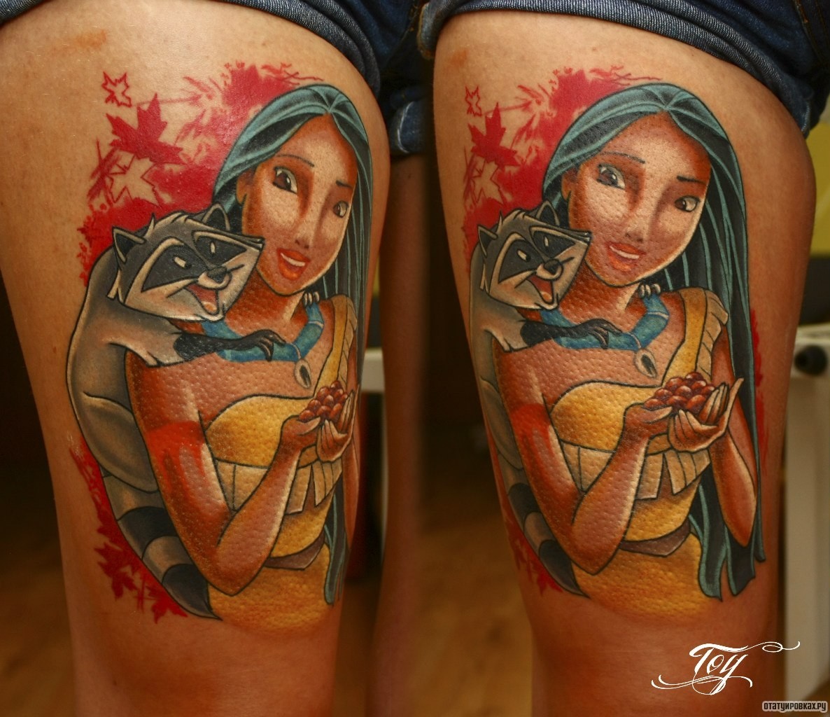 Фотография татуировки под названием «Девушка с енотом»