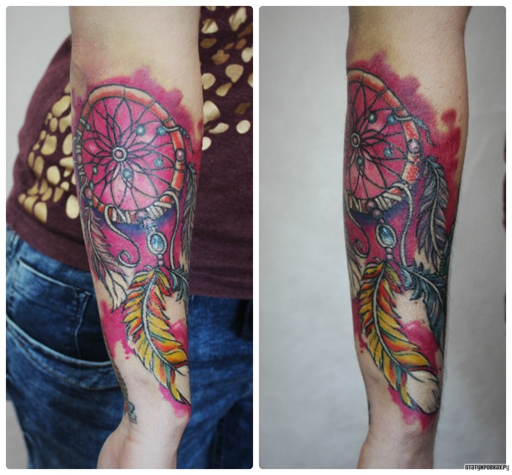 Фотография татуировки под названием «Ловец снов в красках на предплечье»