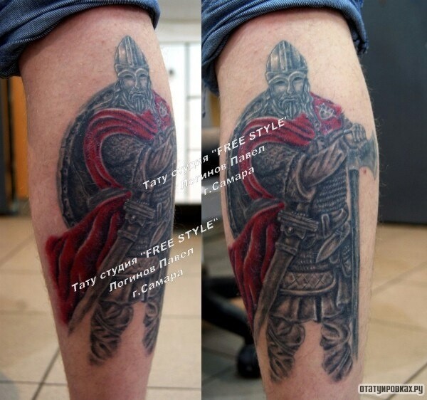 Фотография татуировки под названием «Русский воин с мечом на голени»