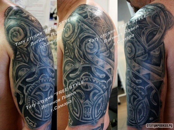 Фотография татуировки под названием «Узор с черепахой майя на плече»
