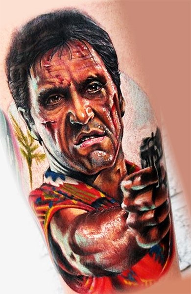 Сильвестр Сталоне в виде татуировкеи на руке