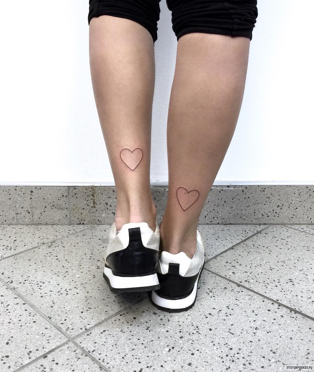 Фотография татуировки под названием «Два сердца»