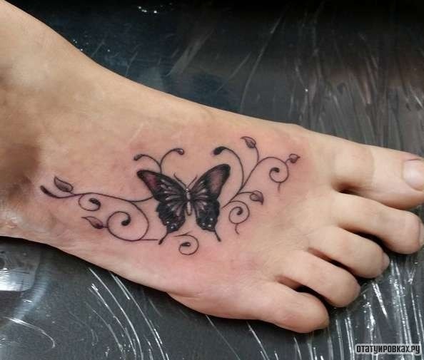 Фотография татуировки под названием «Бабочка с узором»