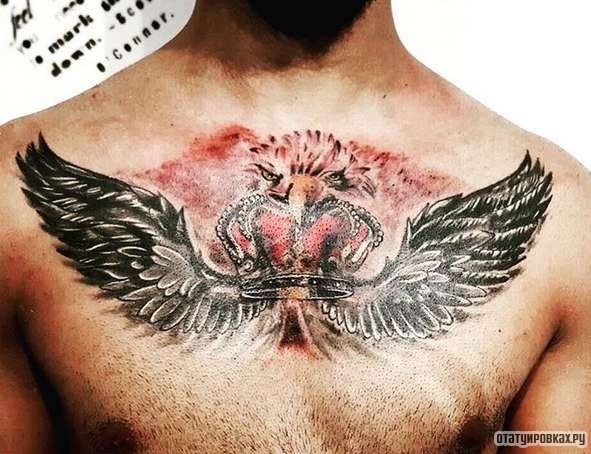 Фотография татуировки под названием «Корона с крыльями»