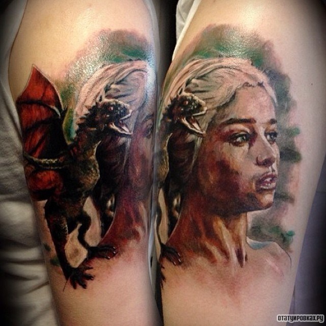 Фотография татуировки под названием «Девушка с драконом»