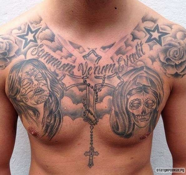 Фотография татуировки под названием «Девушка - череп и надпись»