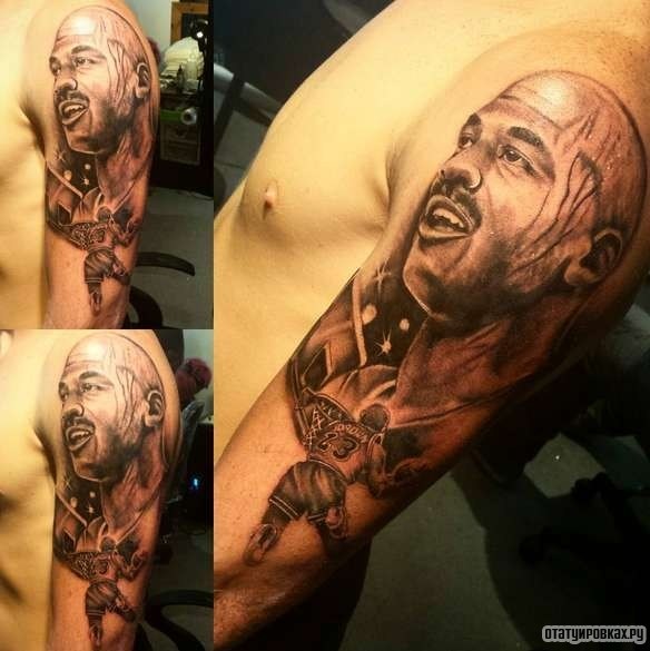 Фотография татуировки под названием «Фанат»