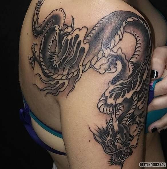 Татуировка дракона (ФОТО)