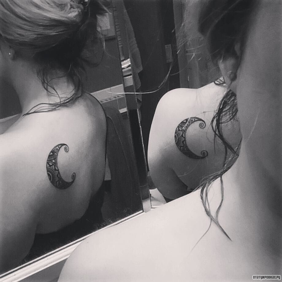 Фотография татуировки под названием «Луна - узор»