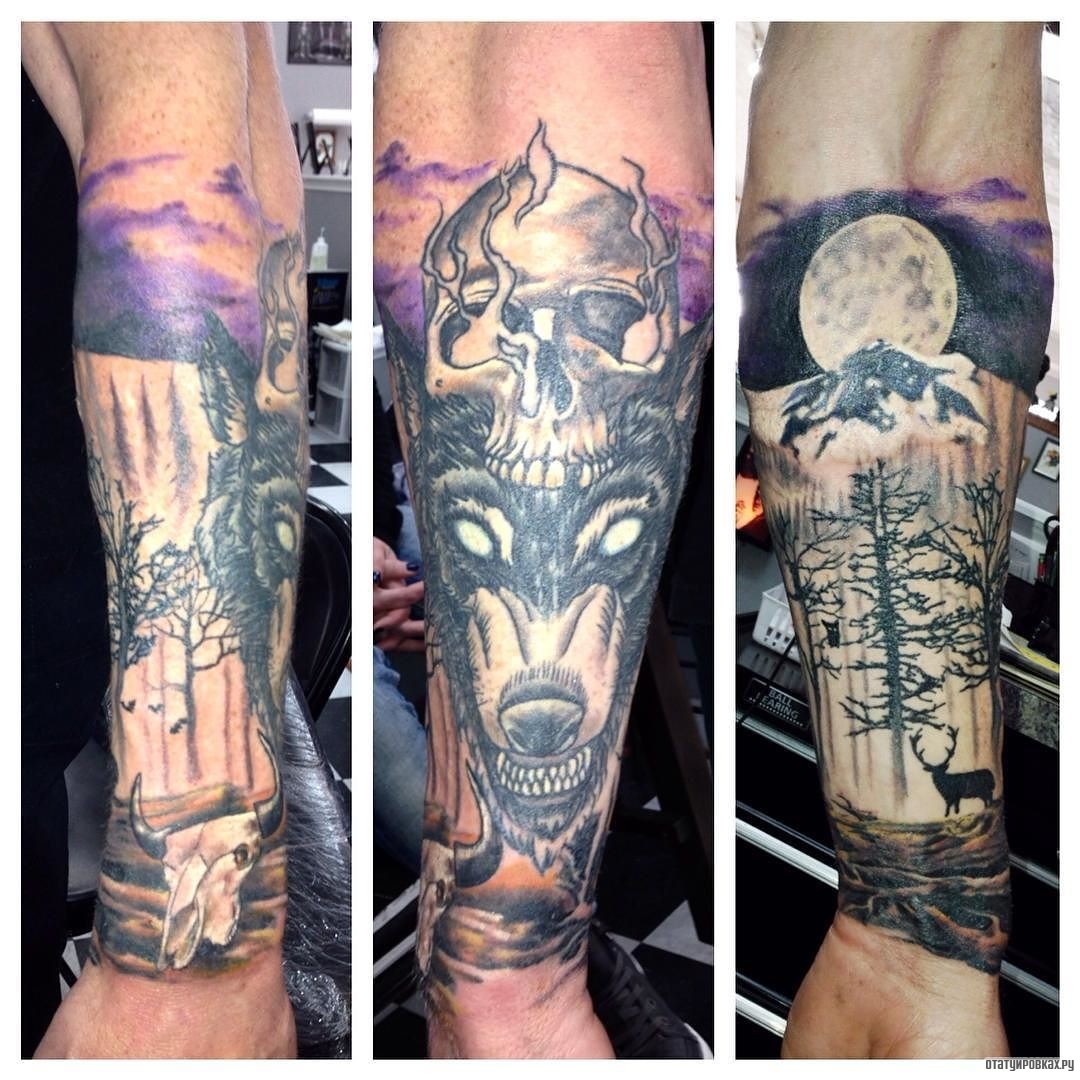 Фотография татуировки под названием «Оборотень, череп, деревья, луна»