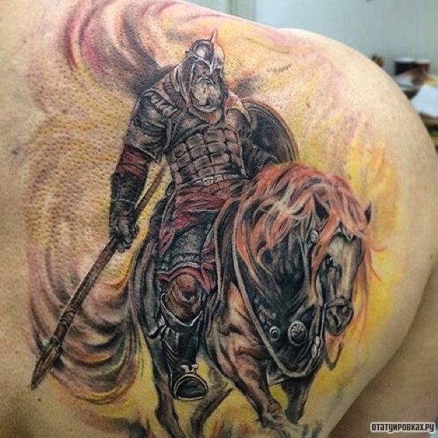 Фотография татуировки под названием «Богатырь на рыжем коне»