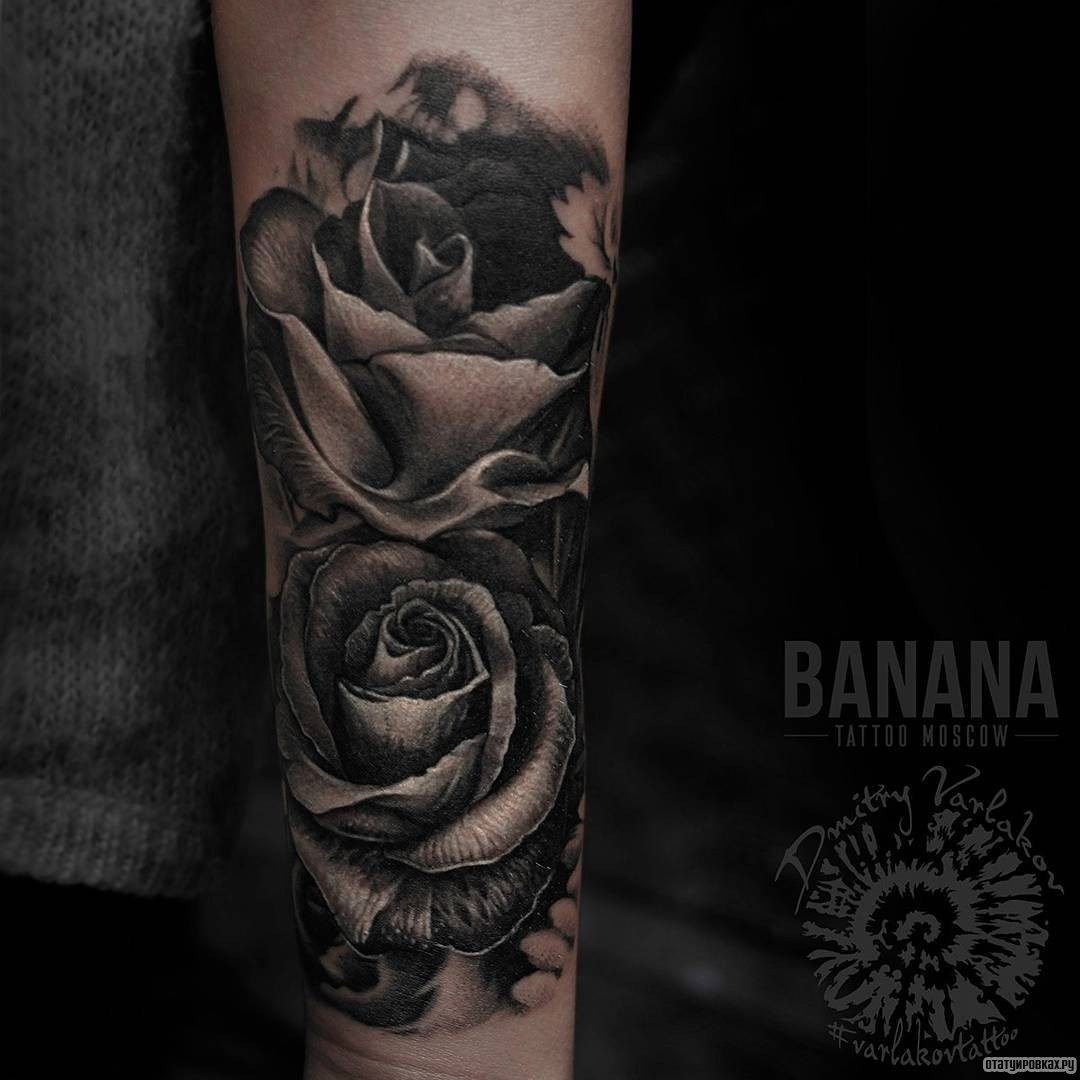 Фотография татуировки под названием «Две розы»