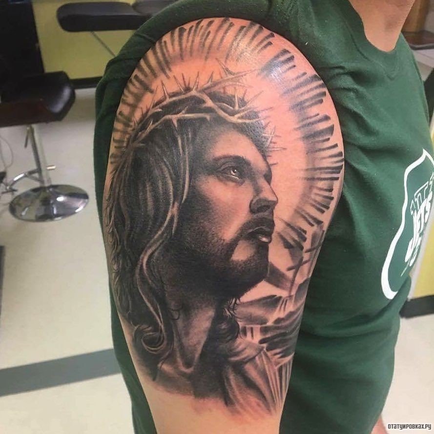 Фотография татуировки под названием «Иисус как он есть»