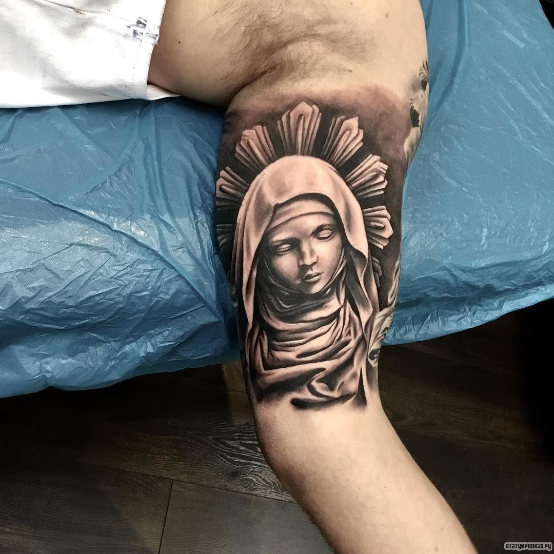 Фотография татуировки под названием «Монашка»