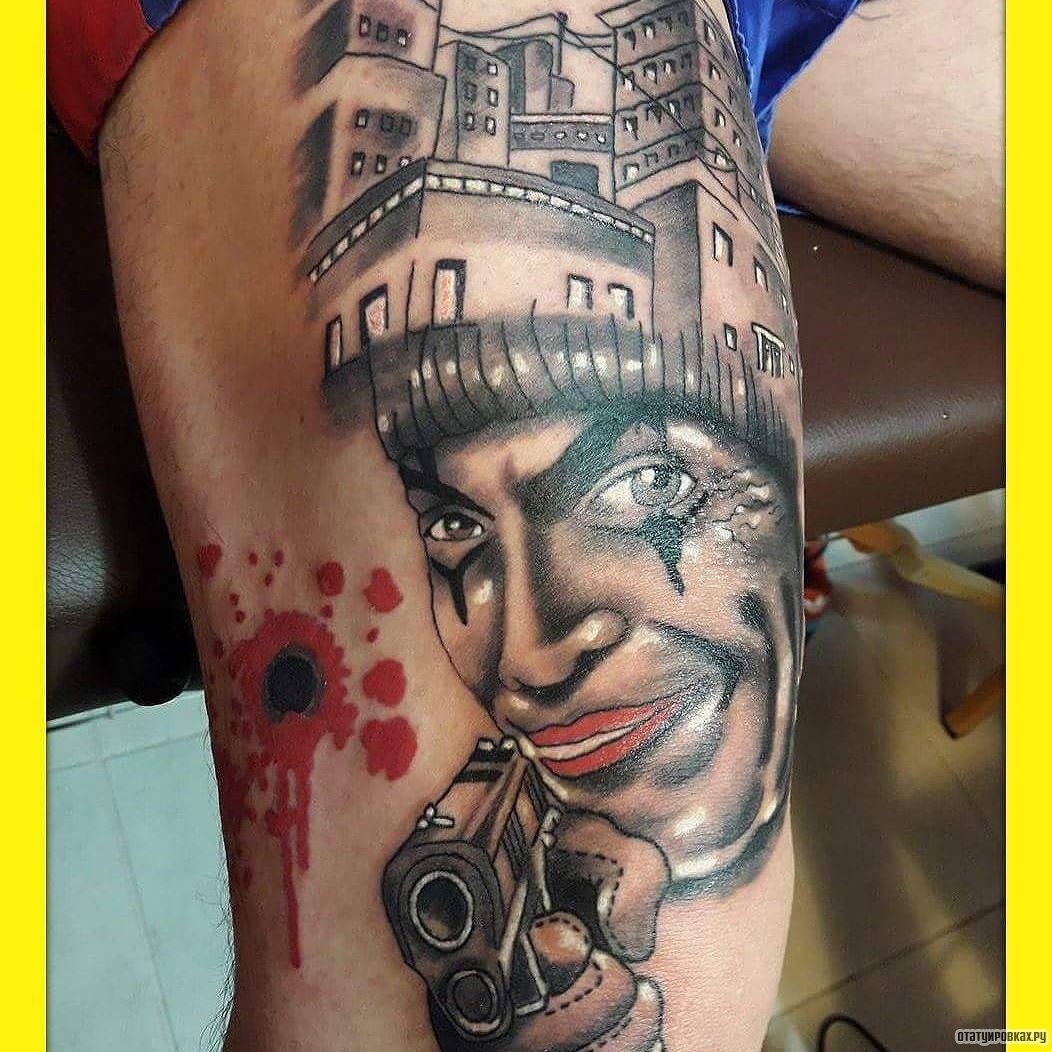Фотография татуировки под названием «Клоун с пистолетом»