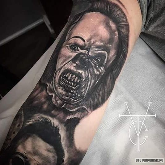 Фотография татуировки под названием «Жуткий клоун»