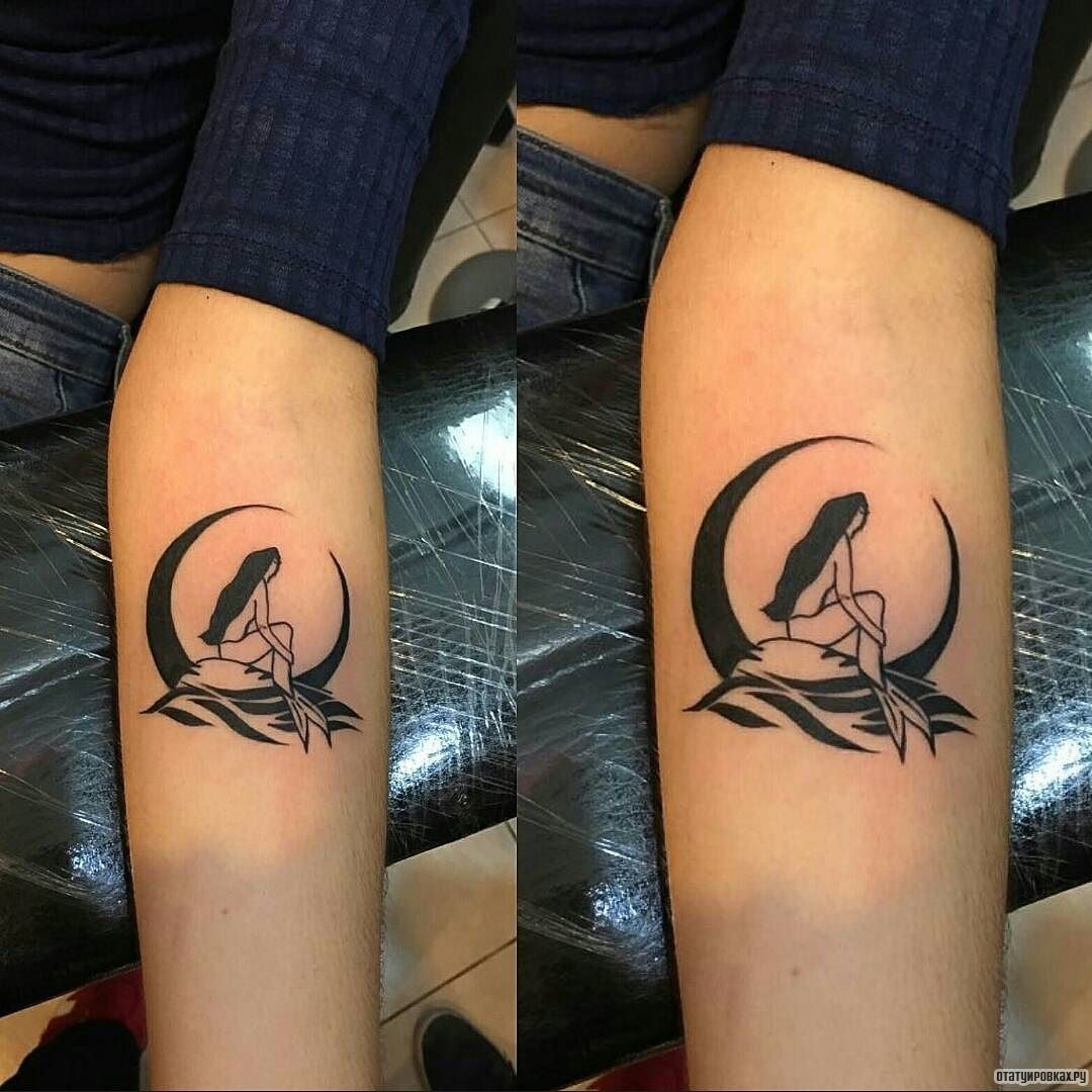 Фотография татуировки под названием «Русалка и месяц»