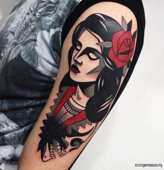 Фотография татуировки под названием «Девушка с розой на голове»