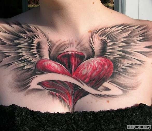 Фотография татуировки под названием «Сердце с крыльями»