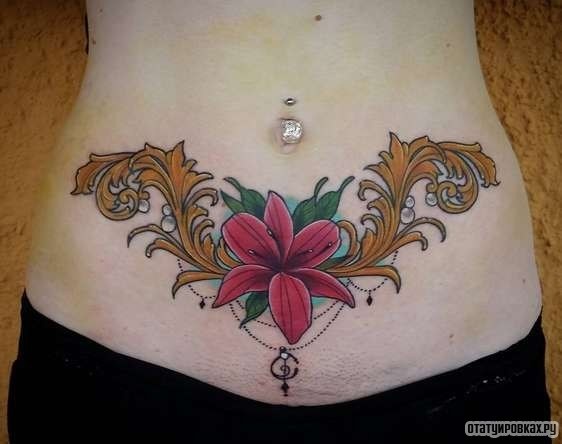 Фотография татуировки под названием «Лилия с узором»