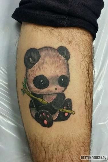 Фотография татуировки под названием «Маленькая панда»