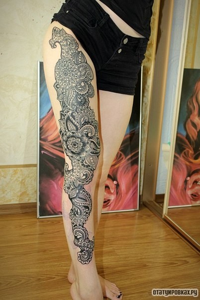 Фотография татуировки под названием «Узон во всю ногу»
