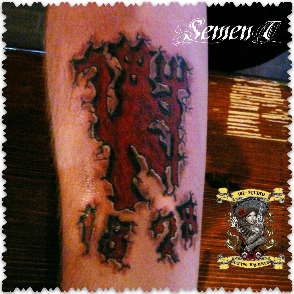 Фотография татуировки под названием «Дата и дьявол»