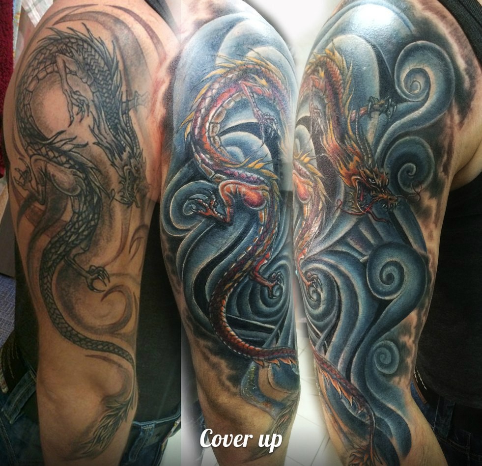 Фотография татуировки под названием «Китайский дракон и волны»