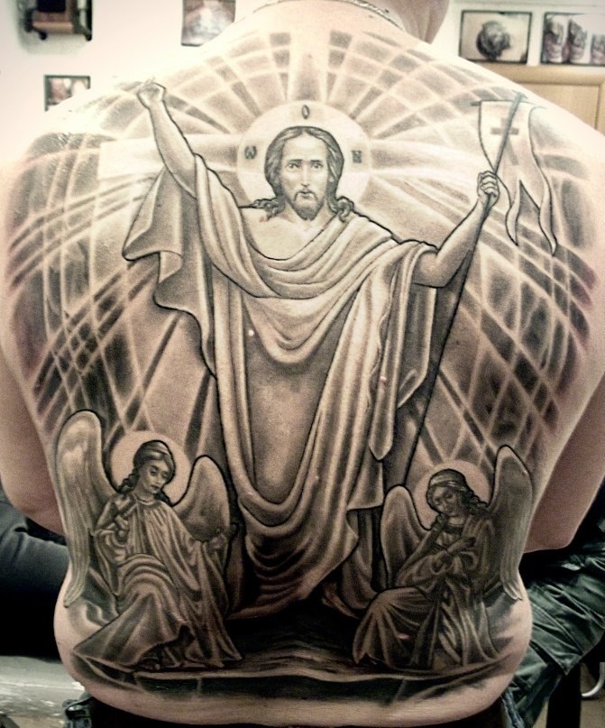 Фотография татуировки под названием «Иисус и ангелы»