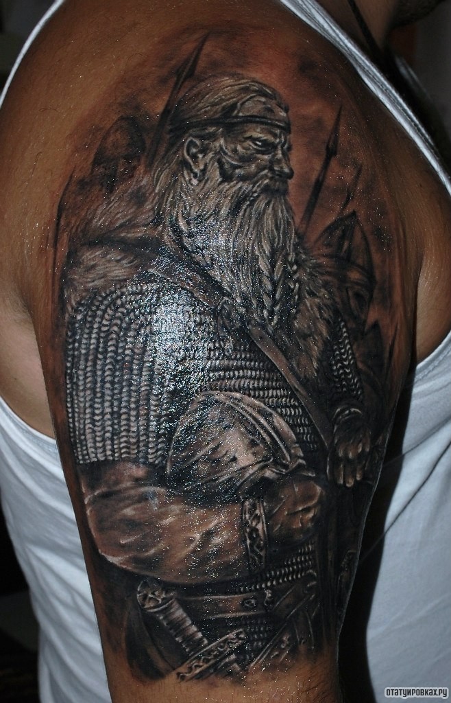 Фотография татуировки под названием «Русский богатырь»