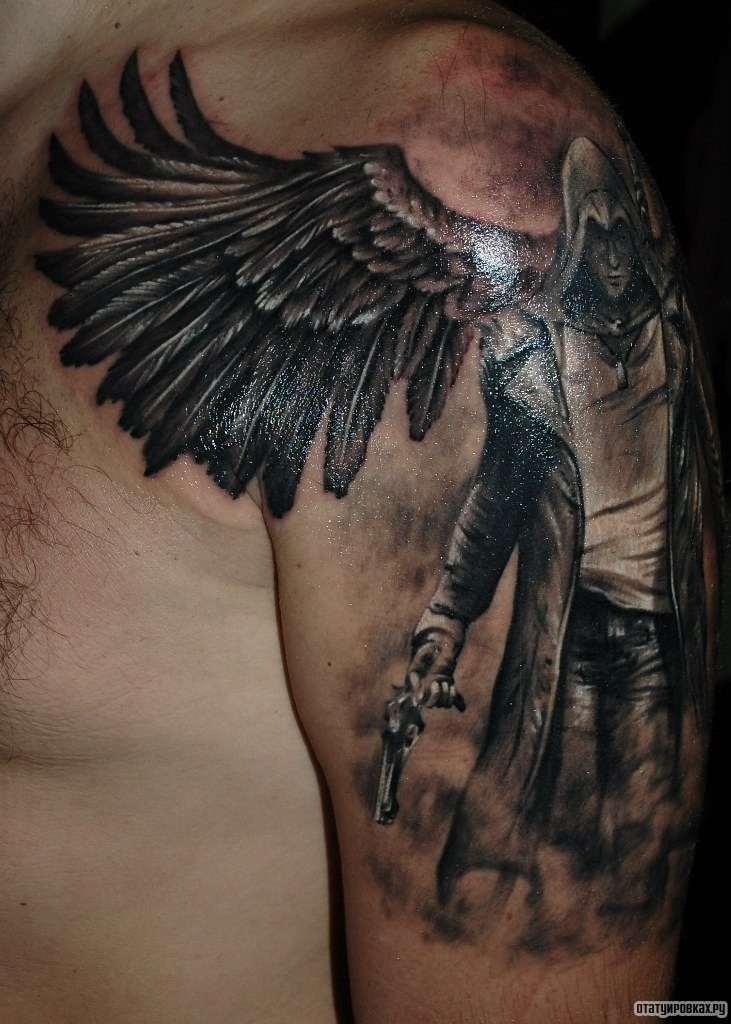 Фотография татуировки под названием «Архангел с пистолетом»